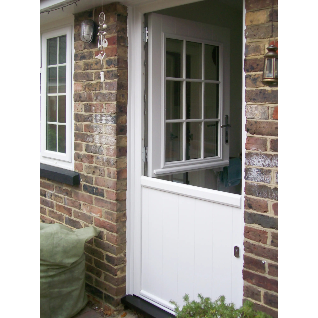 Solidor Conway 1 Composite Traditional Door In White Image