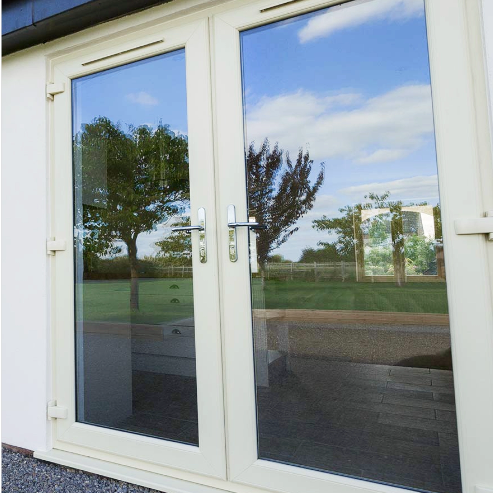 Deceuninck uPVC French Door Large
                        Image