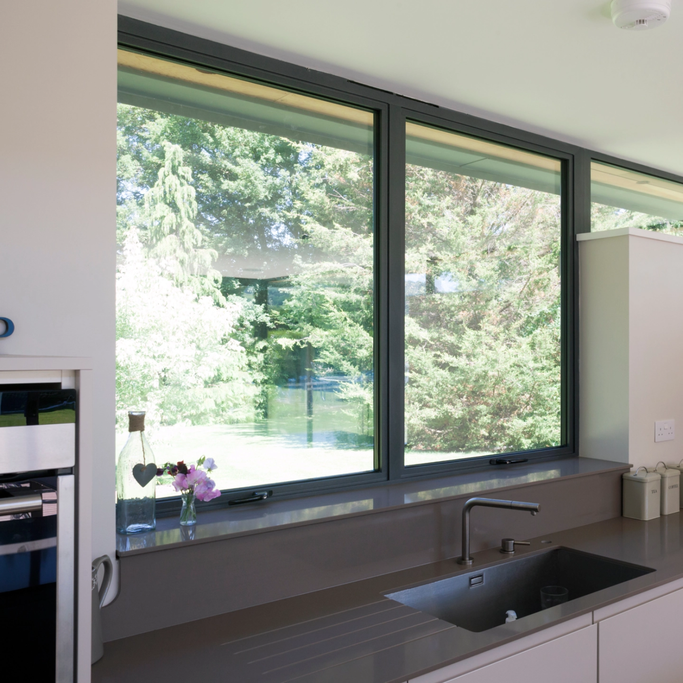 Smart Alitherm 400 Aluminium Window Image