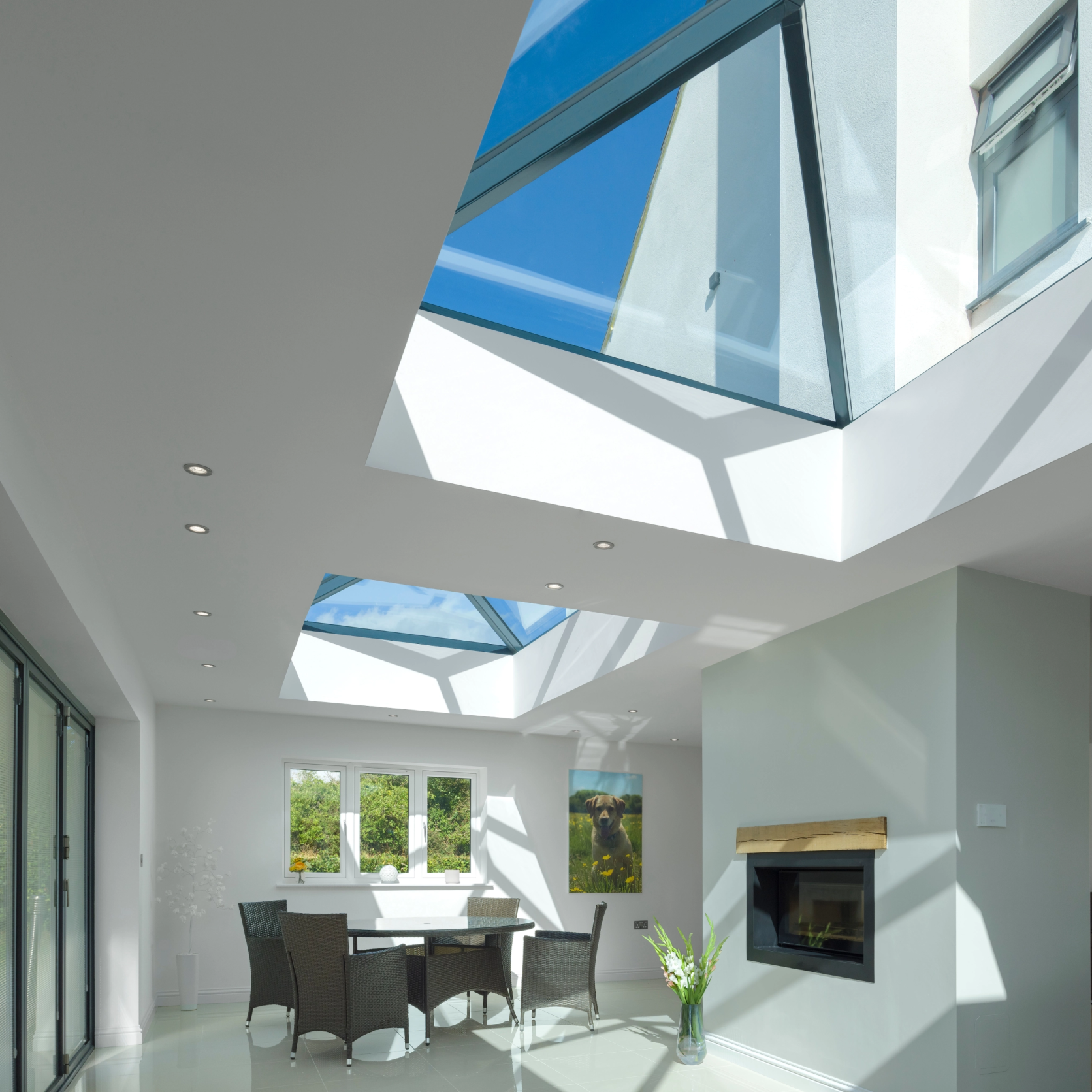 Korniche Roof Lantern In White (Ral 9010G) - (1000mm x 1000mm) Large
                        Image